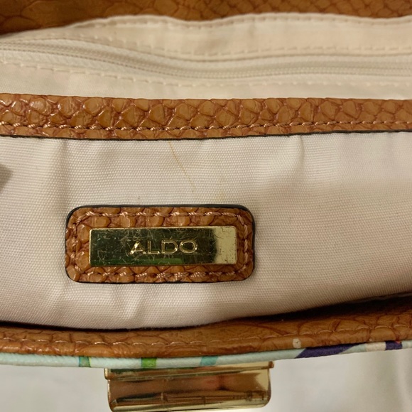 Women bags/purses - Picture 2 of 10